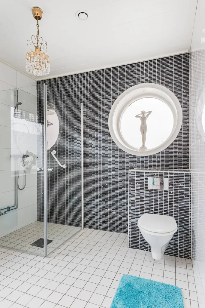 Salles de bain - Modern Villa with Central Location in Sundsvall