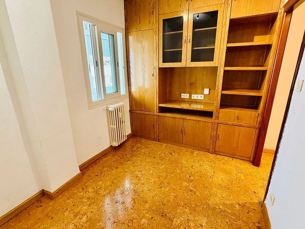 Kabinet - Bright Apartment with Patio in Valladolid