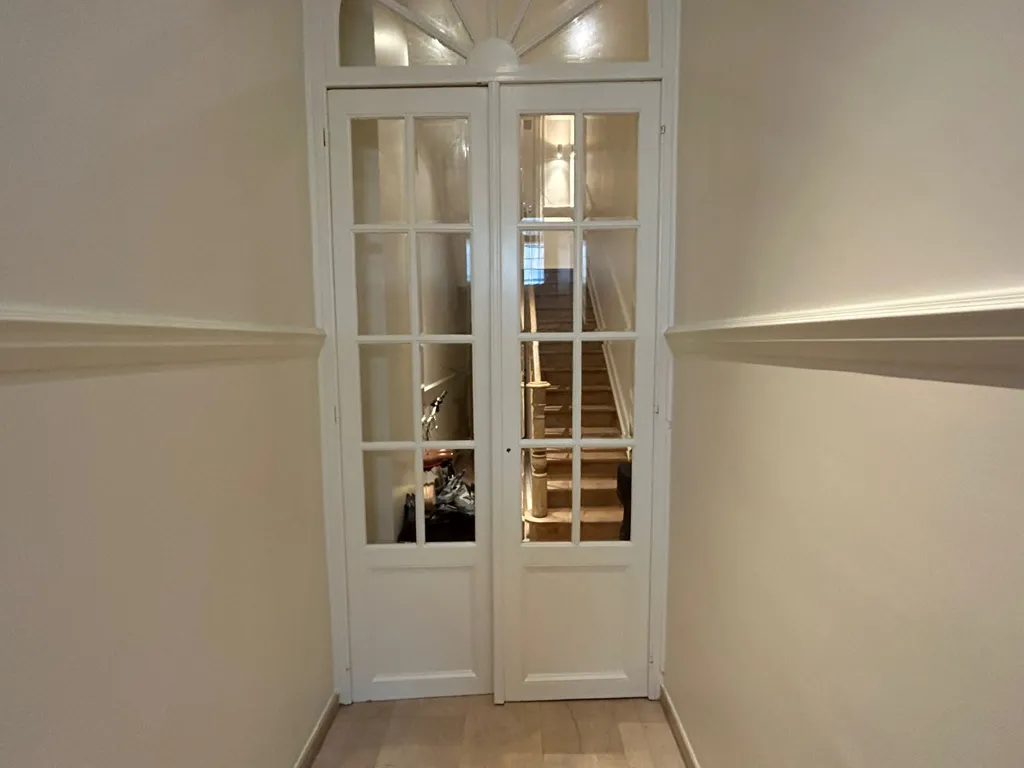 Esik - Commercial Space with High Visibility in Oostende