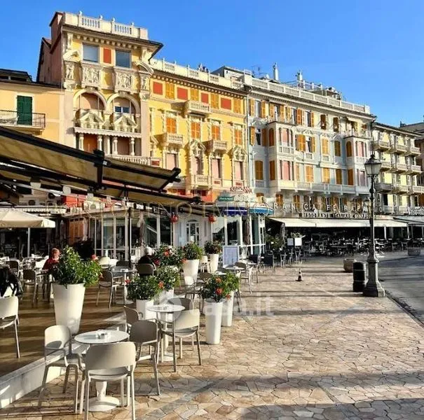Fully Furnished Apartment in Piazza Cavour, Rapallo