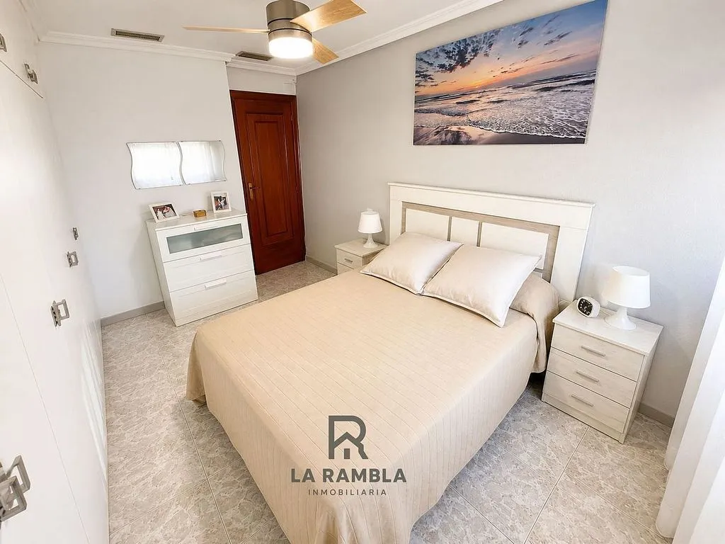Camere da letto - Apartment with Balcony in Malilla