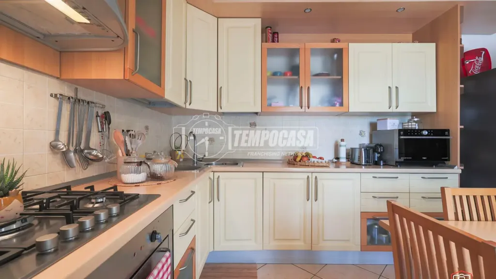 Cuisine - Apartment with Balcony in Central Ravenna