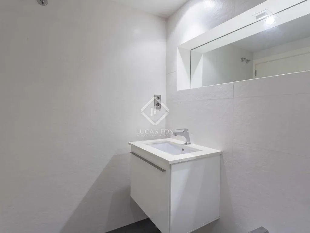 Salles de bain - Luxury Apartment with River View in Valencia
