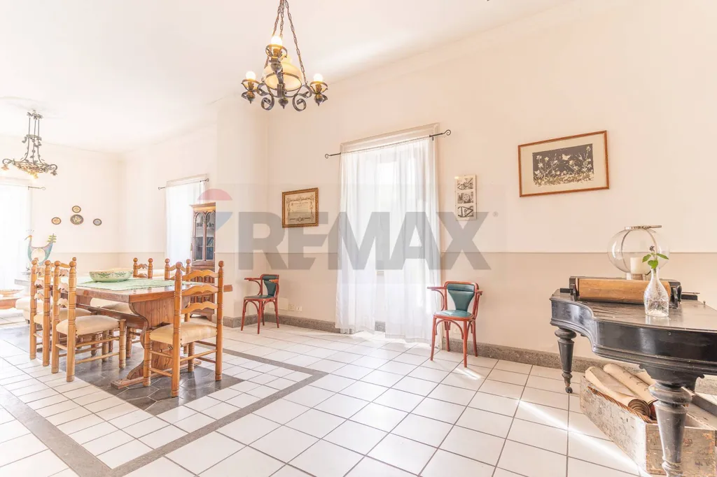 Söögituba - Historic Villa with Garden in San Castrese