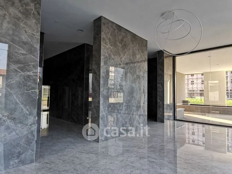 Entrée - New Triplex with Terrace in Monza