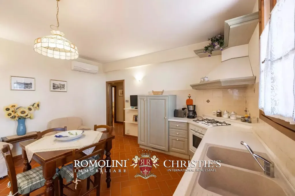 Cuisine - Villa with Pool and Vineyard in Certaldo, Tuscany