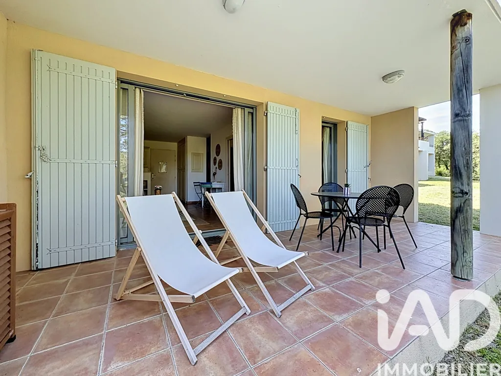 Terrasse - Appartement avec Terrasse au Golf de Saumane-de-Vaucluse