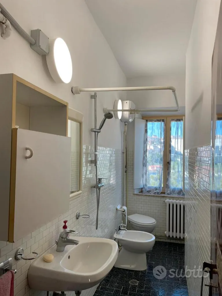 Vannitoad - Bright Apartment with Balcony in Via Armando Diaz
