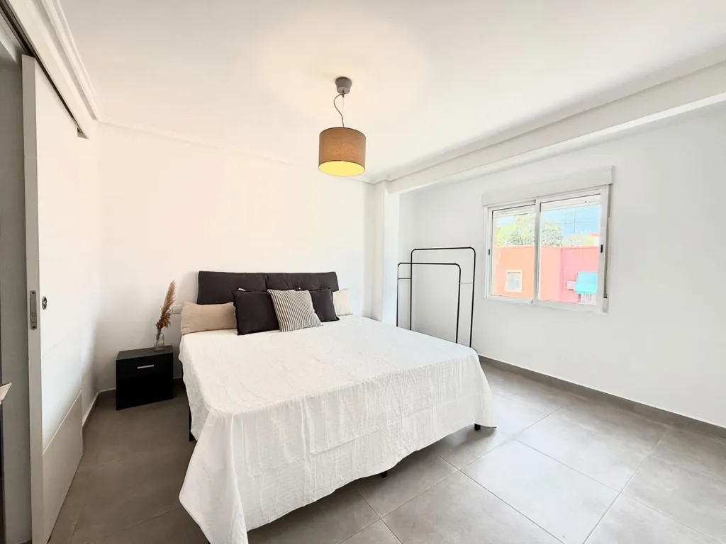 Bedrooms - Reformed Flat with Balcony in Burjassot
