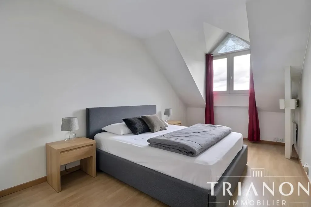 Magamistoad - Duplex with Parking in Poissy Centre