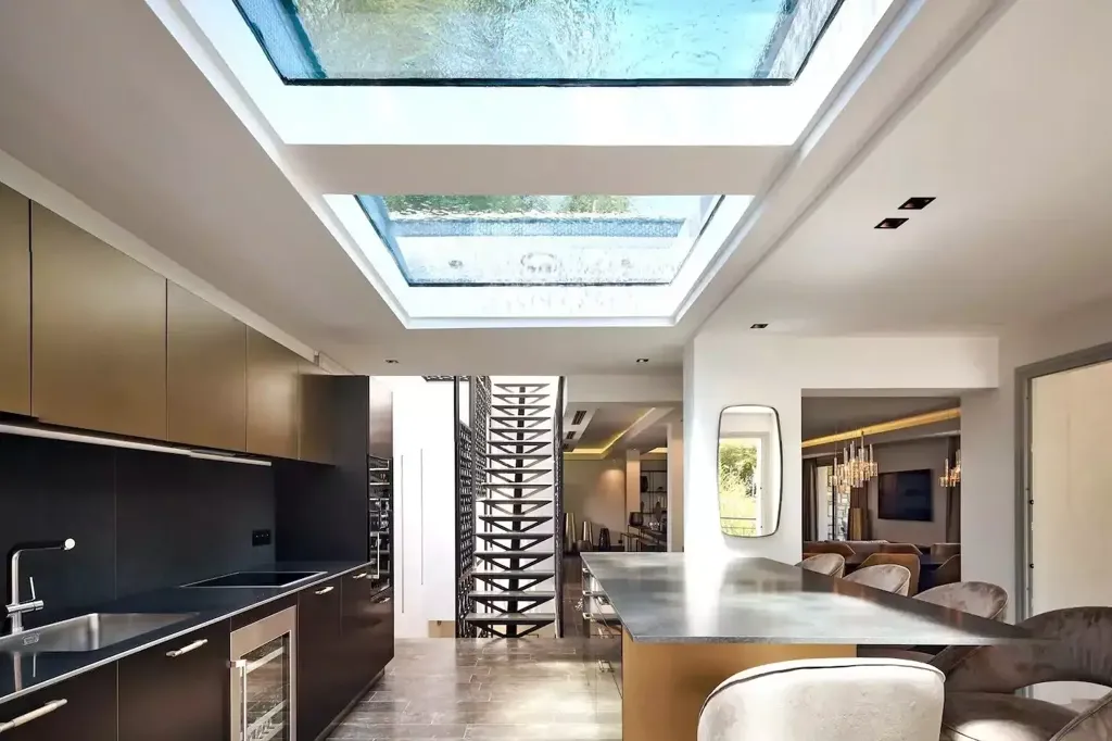 Kitchen - 1950s Villa with Sea View in Cap d'Antibes