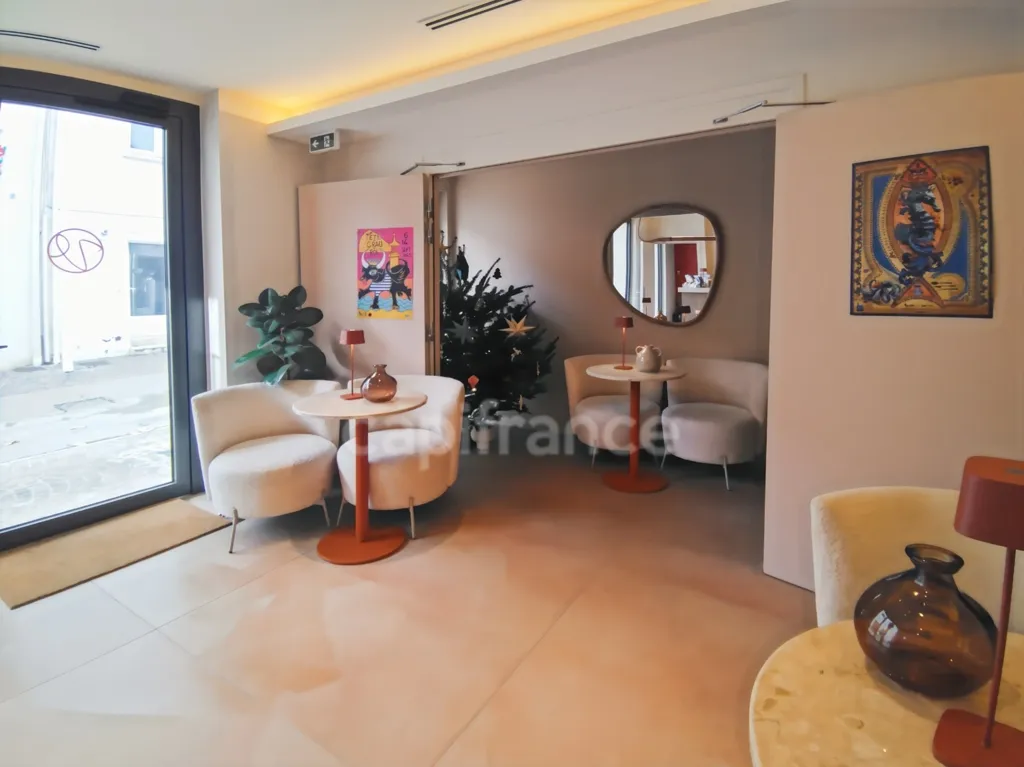 Dining Room - Charming Hotel with Beachfront in Le Grau-du-Roi