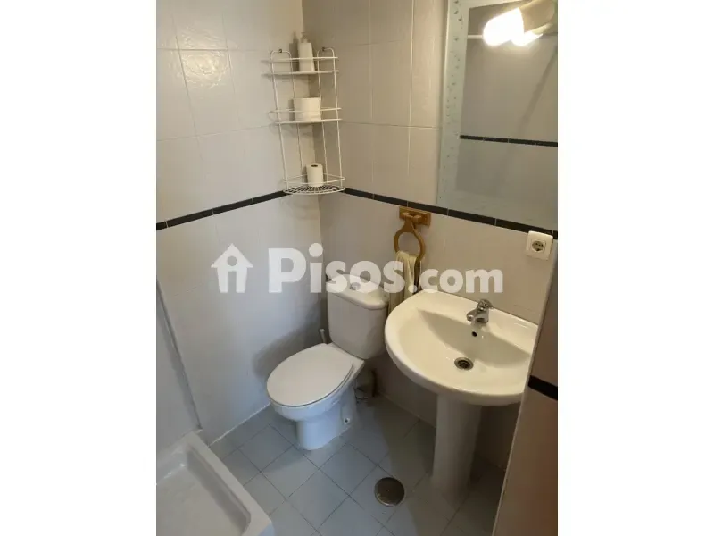 Salles de bain - Sunny Apartment with Balcony in Dos Hermanas