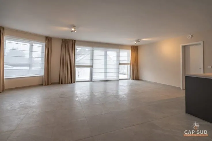 Séjour - Appartement Neuf avec Terrasse et Ascenseur à Paris