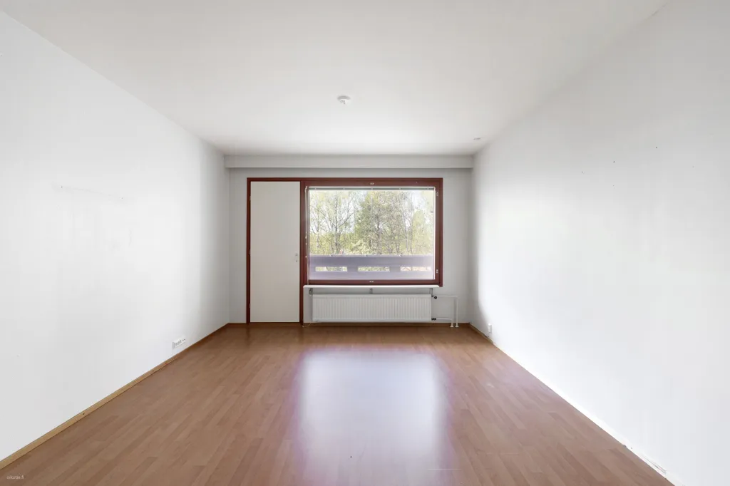 Toad - Two-Bedroom Flat with Balcony in Vaasa