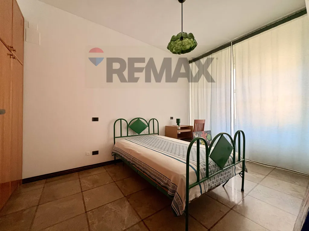 Magamistoad - Four-Room Apartment in Bari Centre