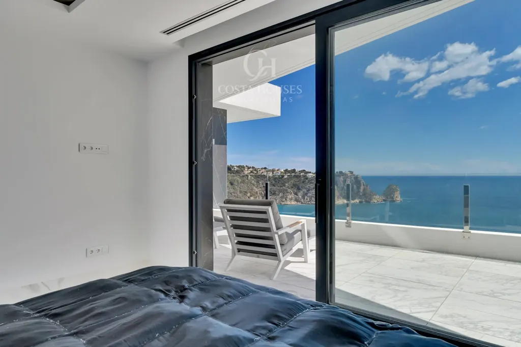 Magamistoad - Contemporary Villa with Seafront Views in Jávea