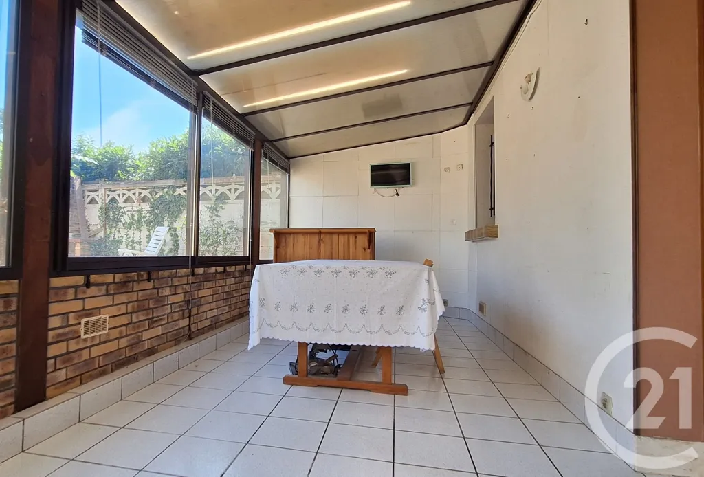 Terrasse - Maison à Rénover avec Jardin à Sermaise