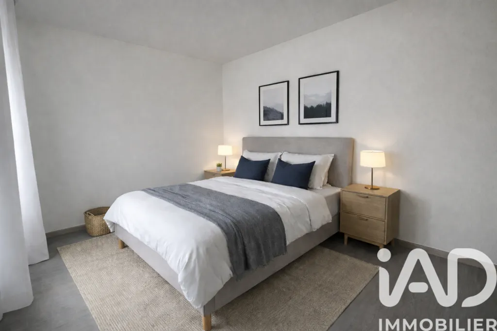 Chambres - Appartement T2 avec Loggia et Parking à Chartres