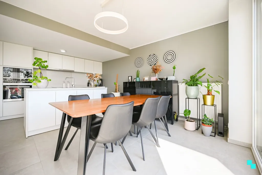 Salle à manger - Appartement Énergétique avec Terrasse à Sint-Eloois-Winkel
