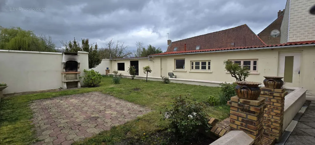 Jardin - Maison 5 pièces à Abbeville