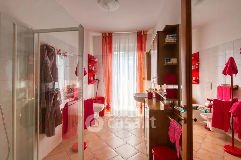 Baños - Villa with Lake View in Verbania