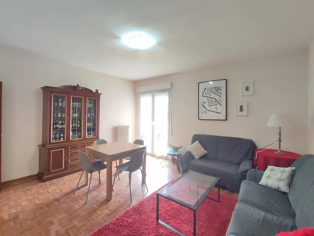 Séjour - Student Flat with Terrace in San Juan, Pamplona