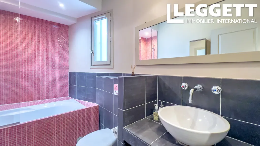 Salles de bain - Loft-Style avec Accès Privé à Batignolles, Paris