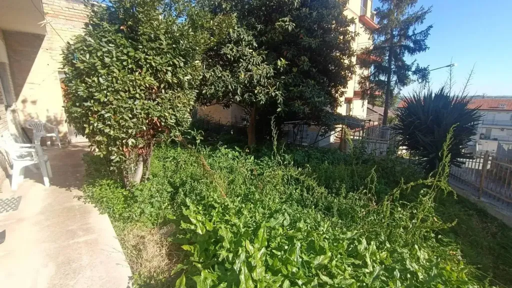 Aed - Terraced House with Balcony in Corridonia