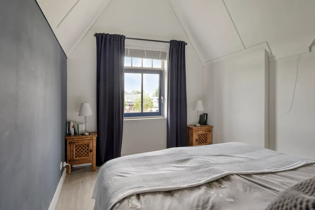 Magamistoad - Corner House with Deep Garden in Rhoon