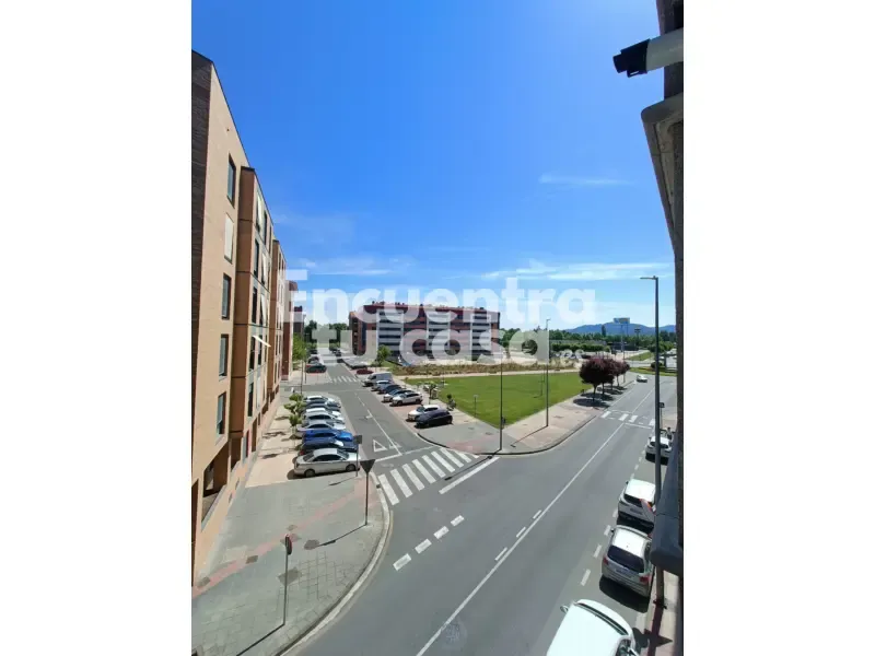 Extérieur - Apartment with Balcony in Miranda