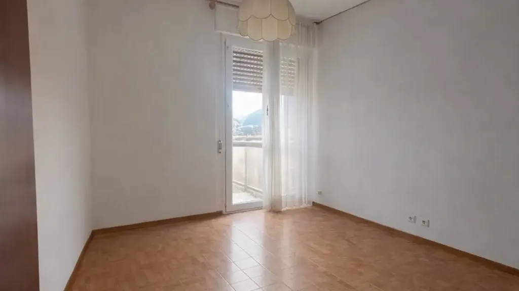 Toad - Bright Penthouse with Private Garage in Trento