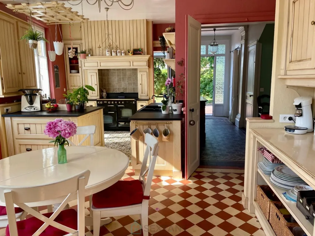 Cucina - Master House with Dependence and Luxury Features near Paris