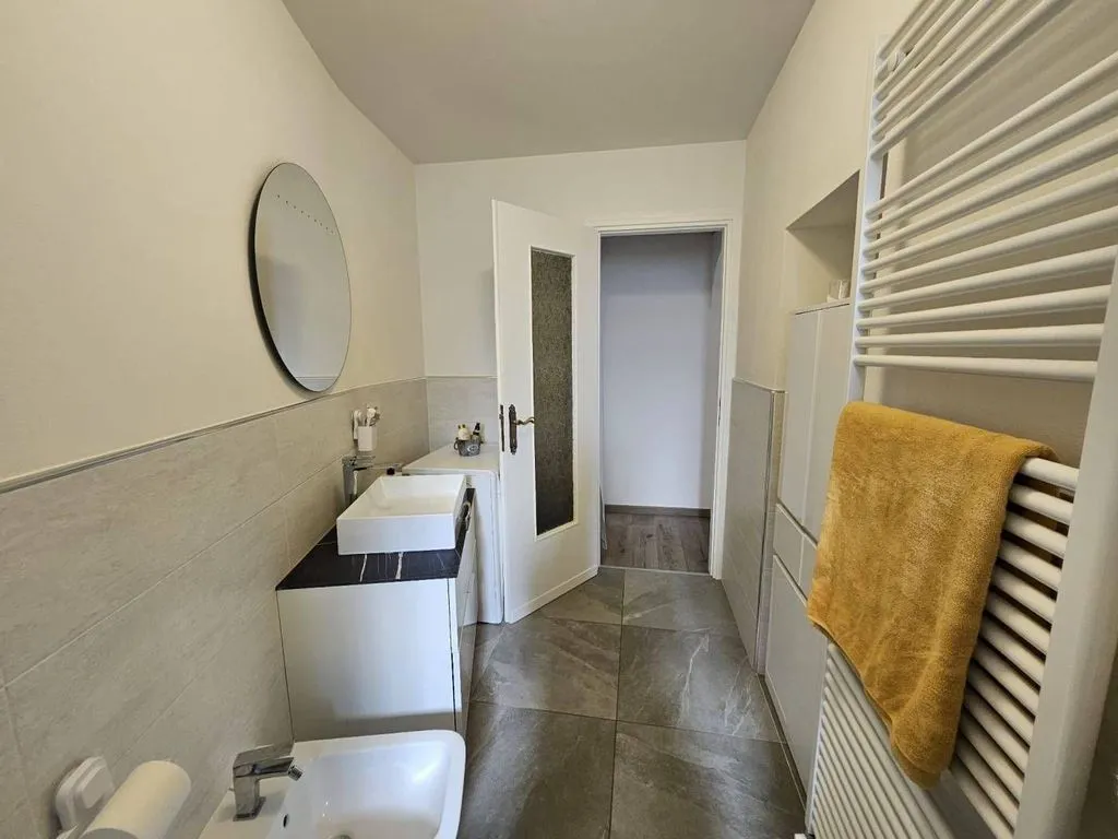 Salles de bain - Luxury Lake View Apartment in Moltrasio