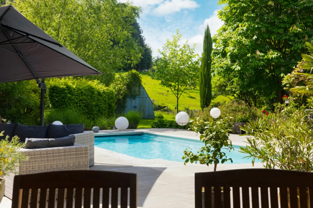 Piscine - Maison avec Piscine et Jardin à Soumagne