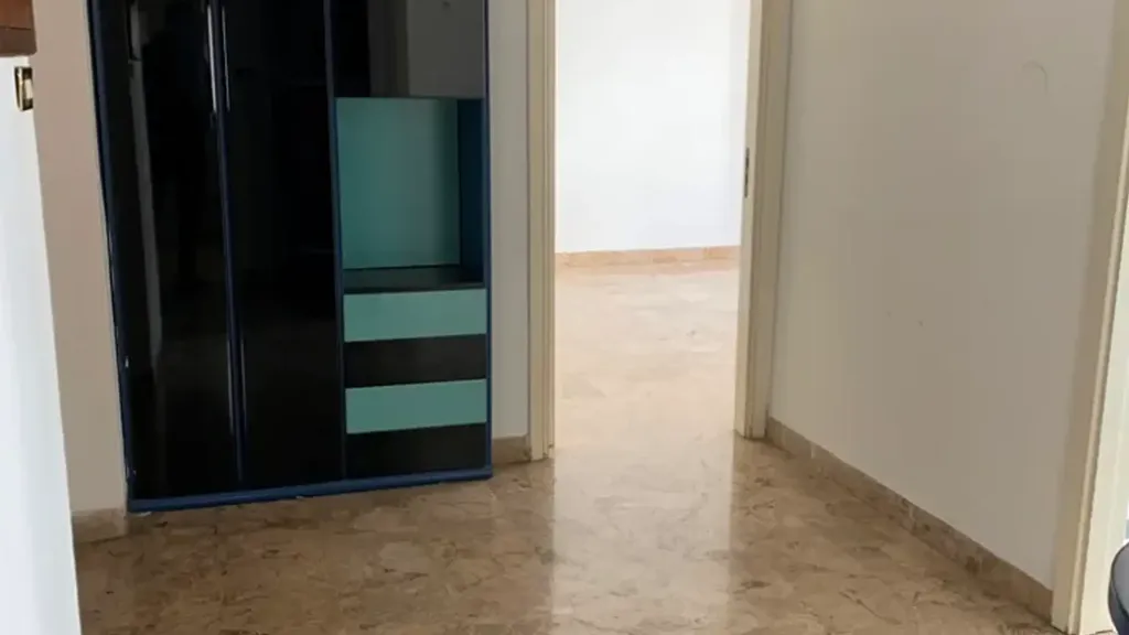 Entrée - Bright Apartment with Balcony in Cosenza