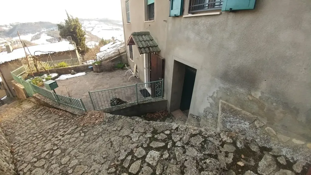 Välivaade - Terraced Villa with Garden in Zocca