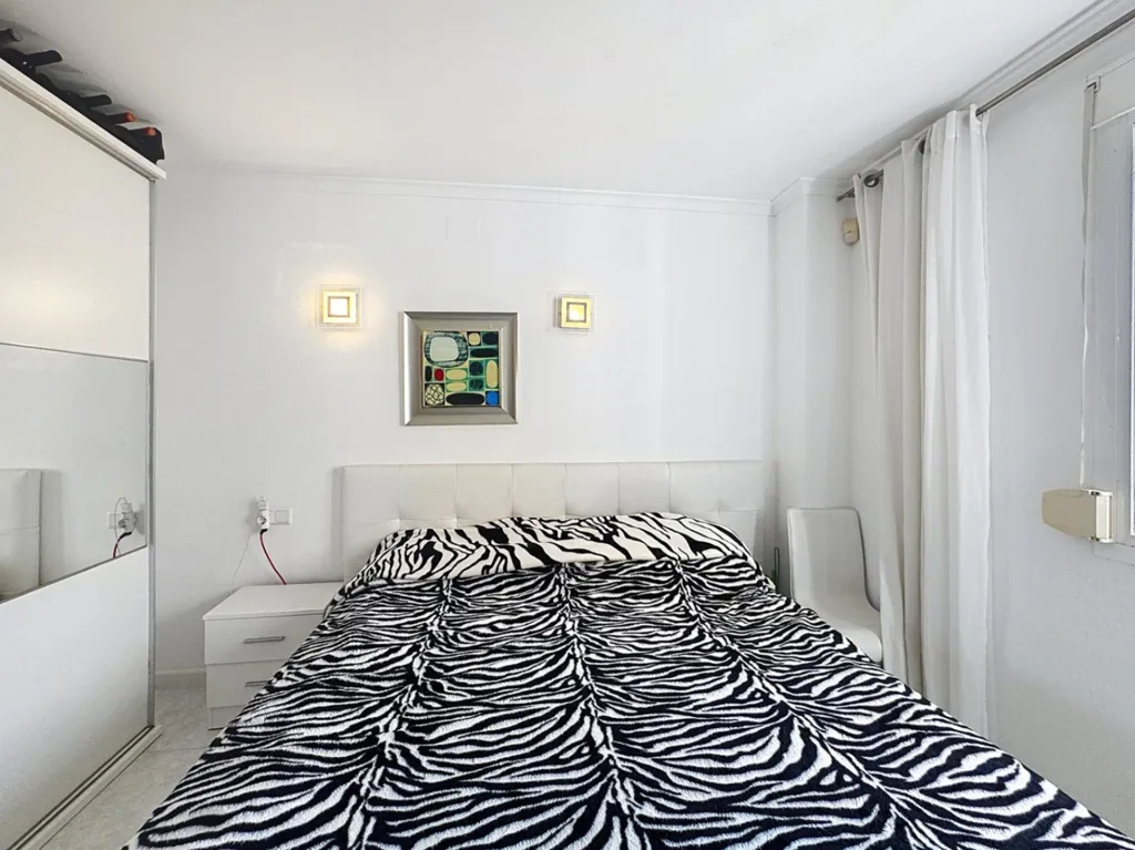 Dormitorios - Apartamento con vistas al valle de Moraira en Cumbre del Sol