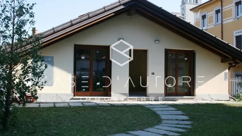 Esterno - Detached Flat with Garden in Varese Centre