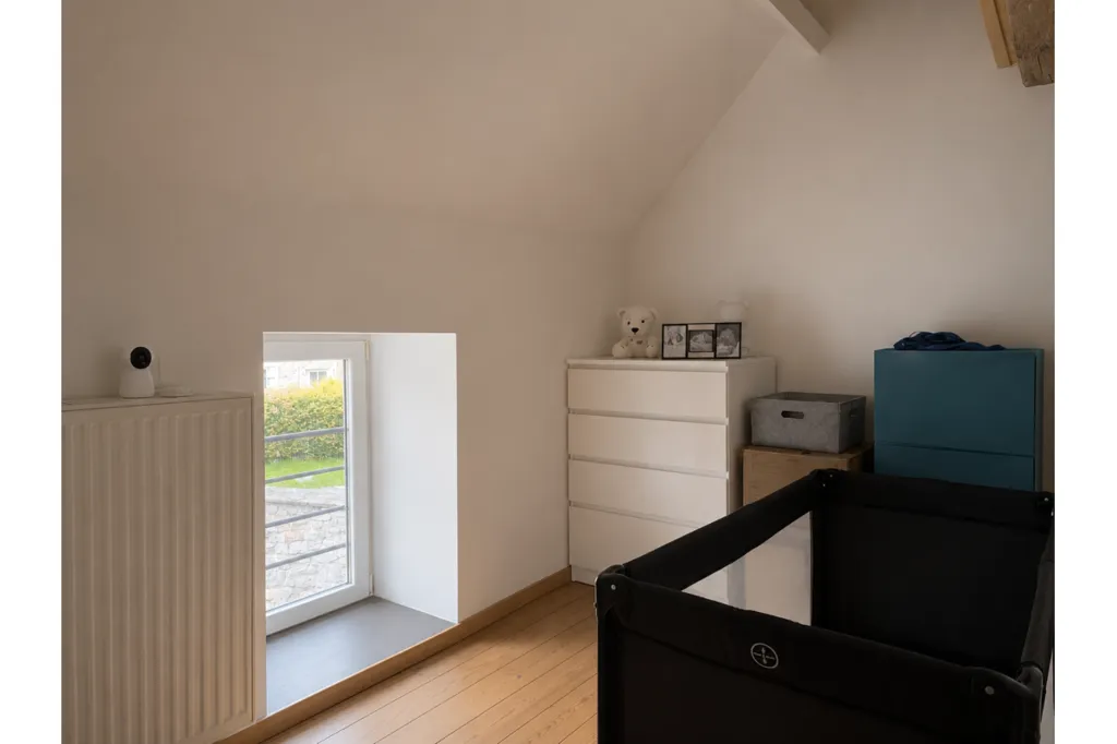 Bedrooms - Charming House with Terrace in Falaën