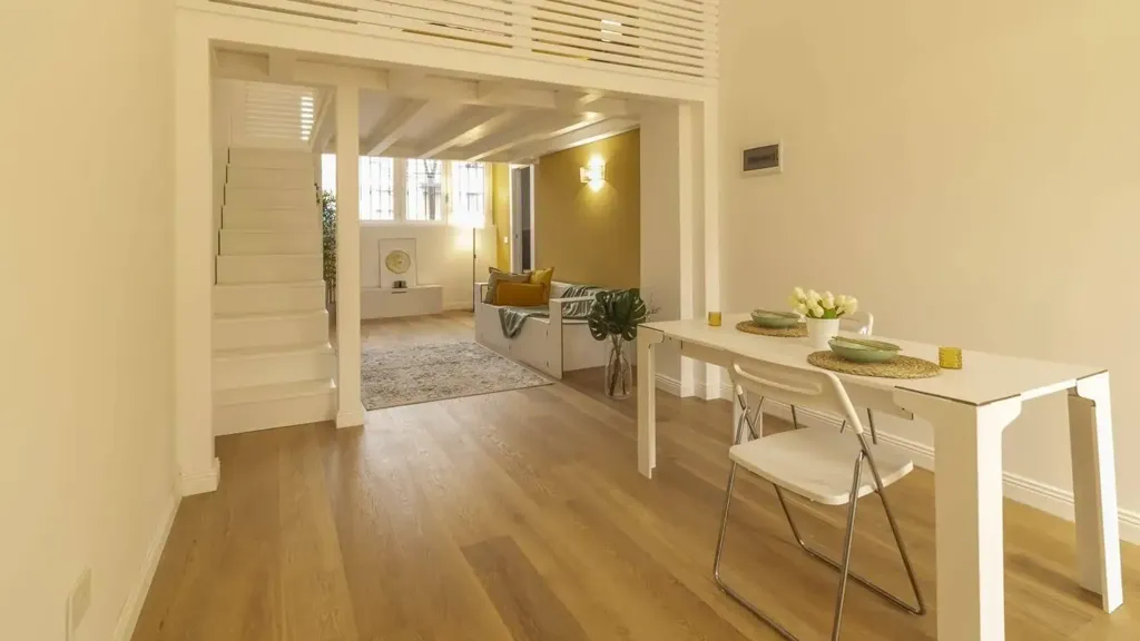 Söögituba - Rustic Loft with High Ceilings in Milan