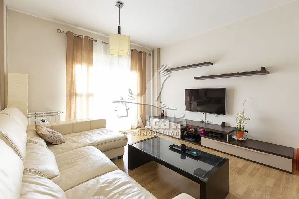 Elutuba - Apartment with Pool in El Olivar, Alcalá de Henares