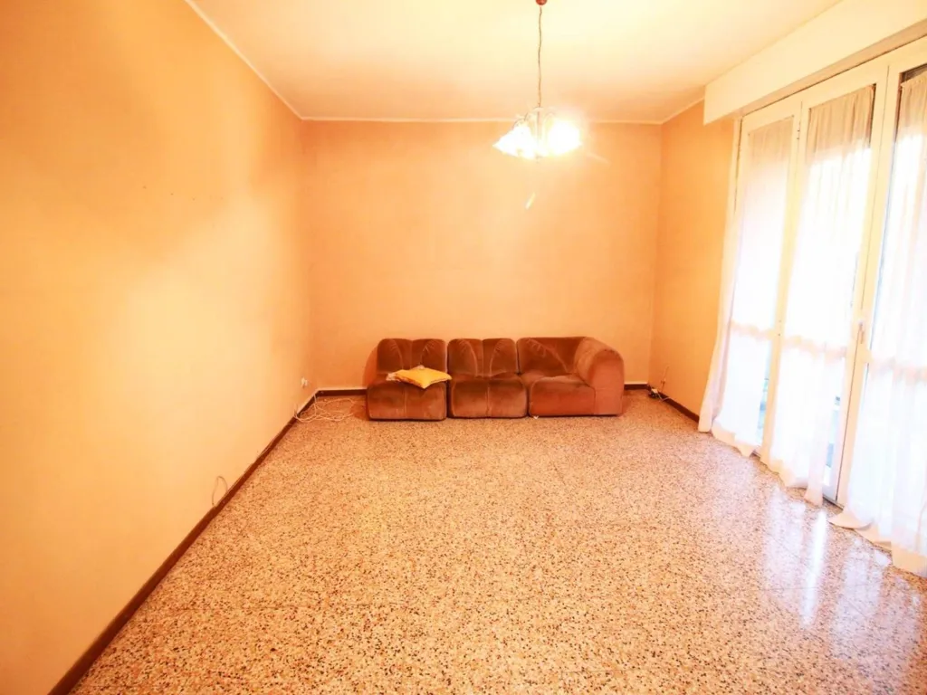 Salón - Duplex Apartment with Balcony in Cesate