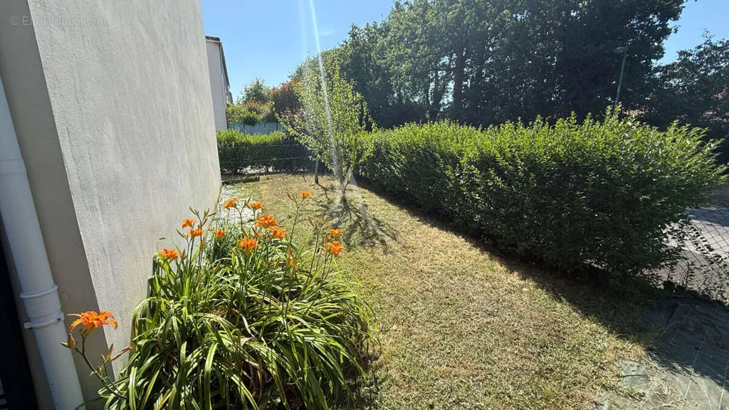 Giardino - Maintained House with Garden in Bourg sous la Roche