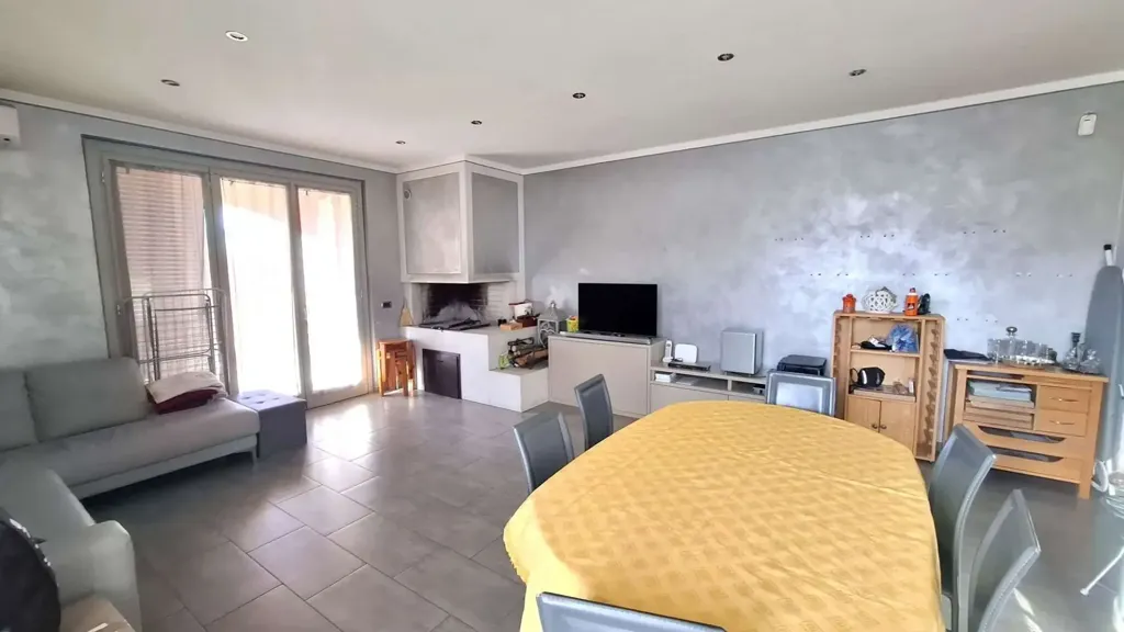 Dining Room - Villa Portion with Pool in Spoleto