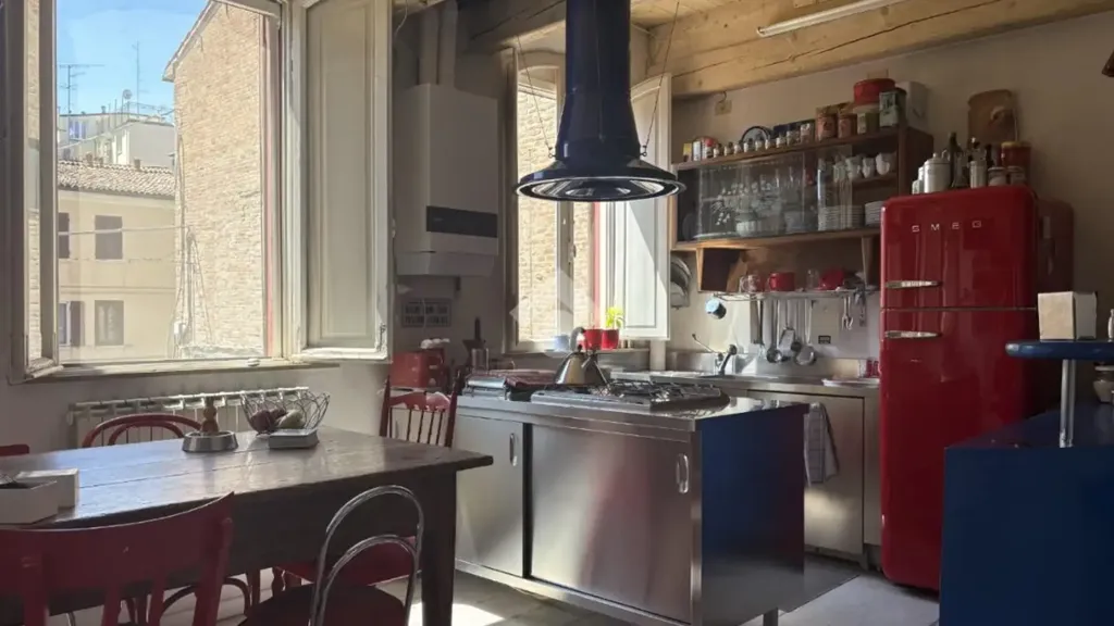 Cuisine - Two-Bedroom Apartment in Historic Centre, Ferrara