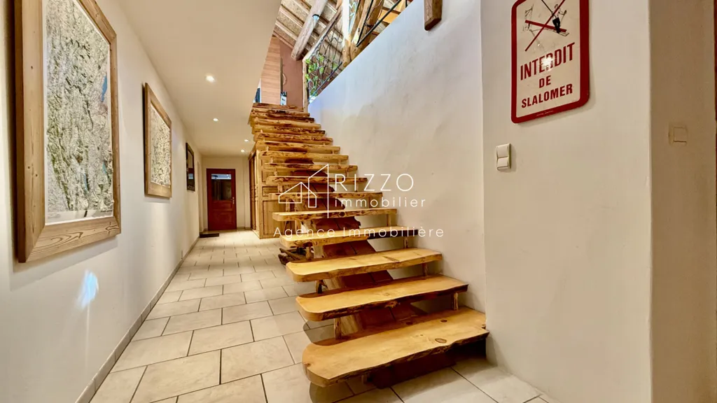 Rooms - House with Ski Access in Mijoux