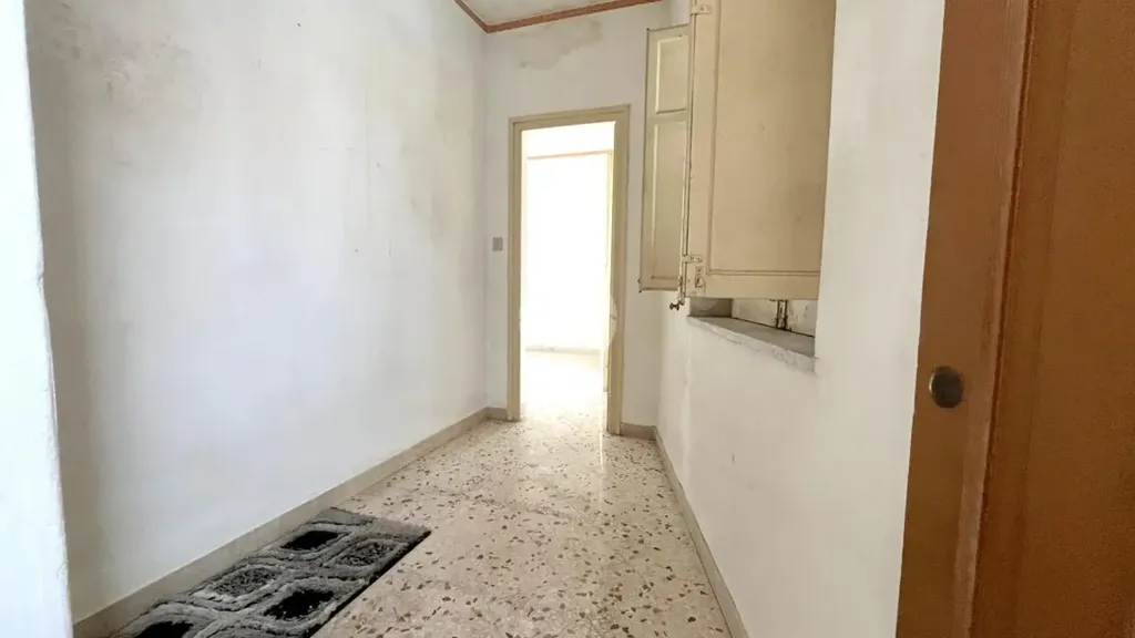 Ingresso - Studio Flat for Sale with Balcony in Palermo