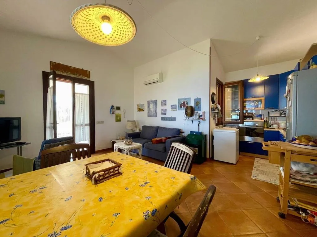 Dining Room - Luxury Villa with Sea View in Conza, Sicily