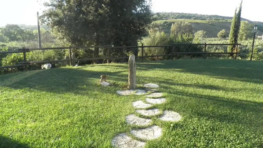 Jardin - Panoramic Villa with Garden near Rosignano